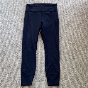 LULULEMON | In Movement Tight 25”